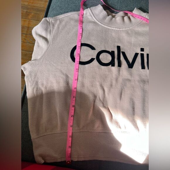 Calvin Klein Performance || Pullover Crewneck Front Logo Cropped Sweater - Picture 6 of 7